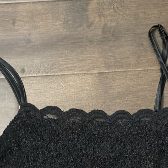 La Vie En Roseblack texturedscalloped camisolelined size Large - Picture 3 of 7